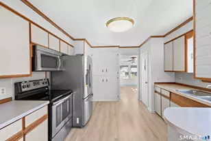 43 Woodward St, Killingly, CT 06239 - Photo 8