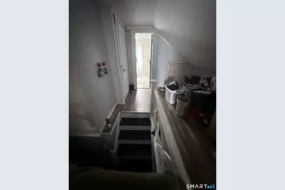 111 Elmwood Place, Bridgeport, CT 06605 - Photo 22