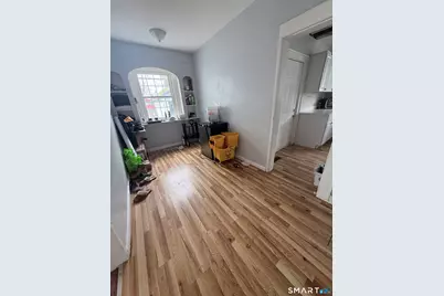 111 Elmwood Place, Bridgeport, CT 06605 - Photo 10