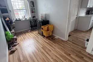 111 Elmwood Pl, Bridgeport, CT 06605 - Photo 10