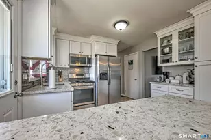 41 Boothbay St, Milford, CT 06460 - Photo 16