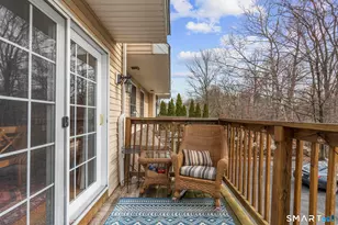 92 Cherry Hill Dr, Bridgeport, CT 06066 - Photo 26