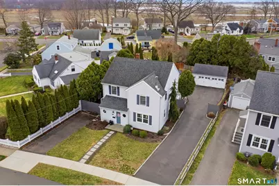 37 Dogwood Place, Milford, CT 06460 - Photo 2