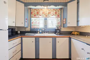 19 Church St, Plainfield, CT 06374 - Photo 12