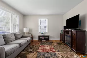 214 Country Rd, Fairfield, CT 06824 - Photo 4