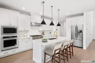 12 Elmwood Ct, Brookfield, CT 06804 - Photo 4