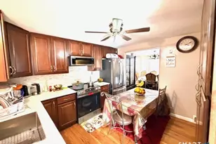 185 Grandview Ave, Bridgeport, CT 06606 - Photo 6