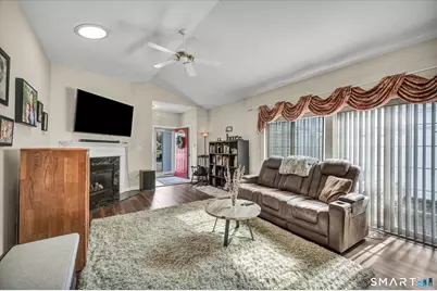 9 Cypress Circle #9, Berlin, CT 06037 - Photo 8