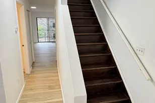 715 Frenchtown Rd, Bridgeport, CT 06606 - Photo 12