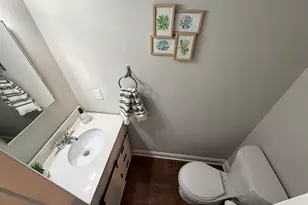 1081 New Haven Rd, Naugatuck, CT 06770 - Photo 8