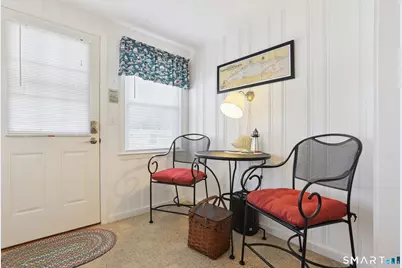 30 Hartford Avenue #B, Old Lyme, CT 06371 - Photo 4