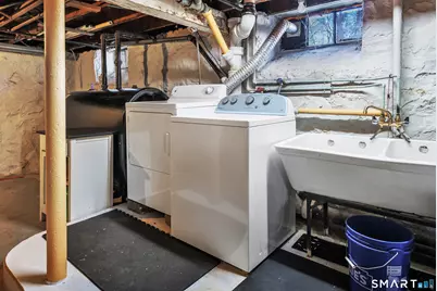 148 Crane Street, Fairfield, CT 06825 - Photo 32