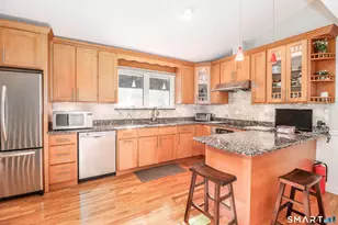 35 E Gate Rd, Danbury, CT 06811 - Photo 8