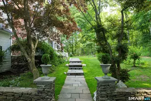 24 Hickory Ln, Roxbury, CT 06783 - Photo 4