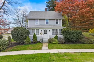 46 Main St, Essex, CT 06409 - Photo 1