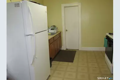 15 Mallory Street, Danbury, CT 06810 - Photo 4