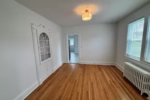 10 Glendenning St, Norwalk, CT 06851 - Photo 6