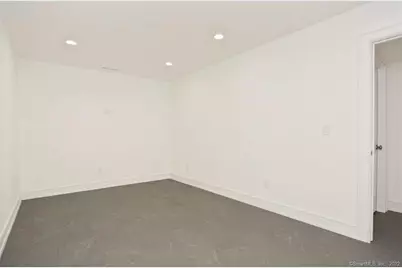 50 Oak Street, New Canaan, CT 06840 - Photo 22