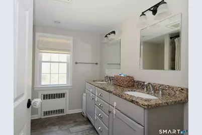 18 Head Of Meadow Road, Newtown, CT 06470 - Photo 32