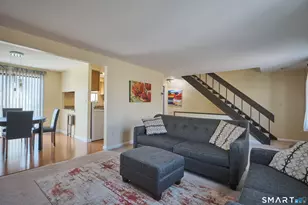 11 Trolley Crossing Ln, Middletown, CT 06457 - Photo 2