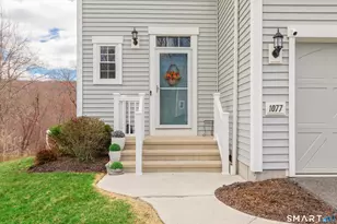 1077 Augusta Dr, Oxford, CT 06478 - Photo 4