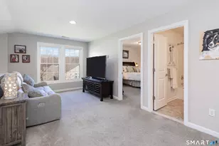 1077 Augusta Dr, Oxford, CT 06478 - Photo 20