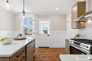 48 Bishop St, East Haven, CT 06512 - Photo 10