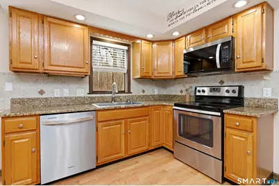 16 Lasky Road, Beacon Falls, CT 06403 - Photo 2