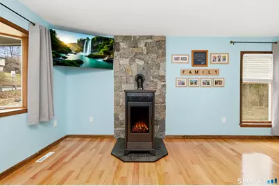 16 Lasky Road, Beacon Falls, CT 06403 - Photo 4