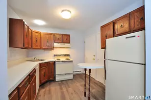 104 Wellington Dr, Farmington, CT 06032 - Photo 10