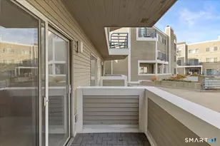 13 Harbour Close, New Haven, CT 06519 - Photo 18