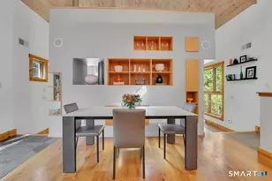 84 Hollister Dr, Avon, CT 06001 - Photo 18