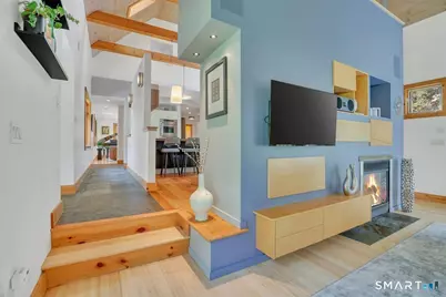 84 Hollister Drive, Avon, CT 06001 - Photo 12