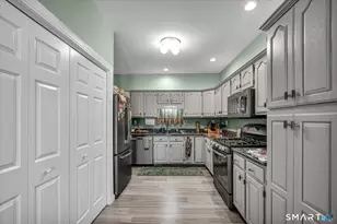 24 Honeysuckle Ct, Berlin, CT 06037 - Photo 16