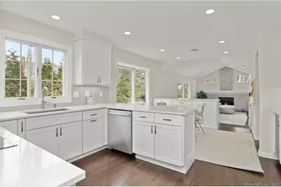 54 Country Club Road, Darien, CT 06820 - Photo 12