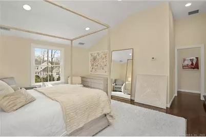 54 Country Club Road, Darien, CT 06820 - Photo 20