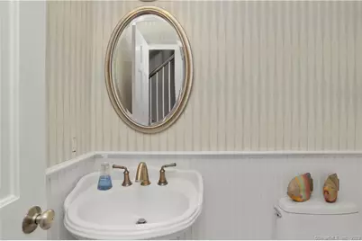 54 Country Club Road, Darien, CT 06820 - Photo 18