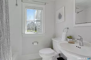 35 Hazel St, Darien, CT 06820 - Photo 18