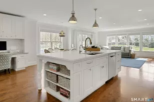 35 Hazel St, Darien, CT 06820 - Photo 10