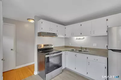 273 Queen Street #5D, Southington, CT 06489 - Photo 8