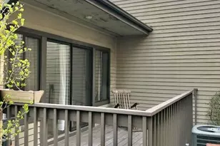 2437 Bedford St, Stamford, CT 06905 - Photo 18