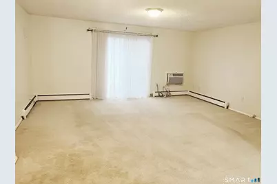 94 Wakefield Circle #94, East Hartford, CT 06118 - Photo 6