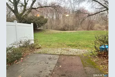 94 Wakefield Circle #94, East Hartford, CT 06118 - Photo 24