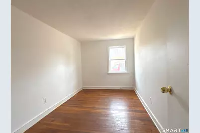 107 North Main Street #First floor by driveway, Plymouth, CT 06786 - Photo 10