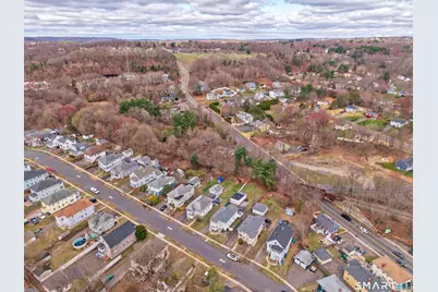 18 Putnam Street, Bristol, CT 06010 - Photo 38