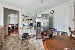 18 Putnam St, Bristol, CT 06010 - Photo 24