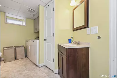 18 Putnam Street, Bristol, CT 06010 - Photo 20