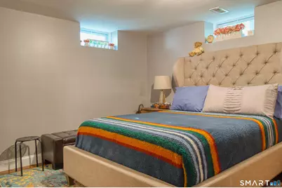 64 Evergreen Avenue, Hamden, CT 06518 - Photo 16