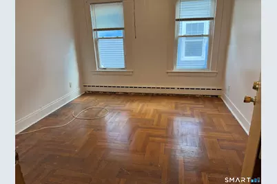 631 Colorado Avenue, Bridgeport, CT 06605 - Photo 2