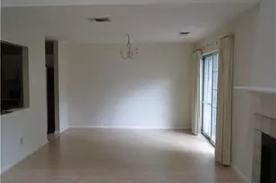 105 The Mews, Rocky Hill, CT 06067 - Photo 4